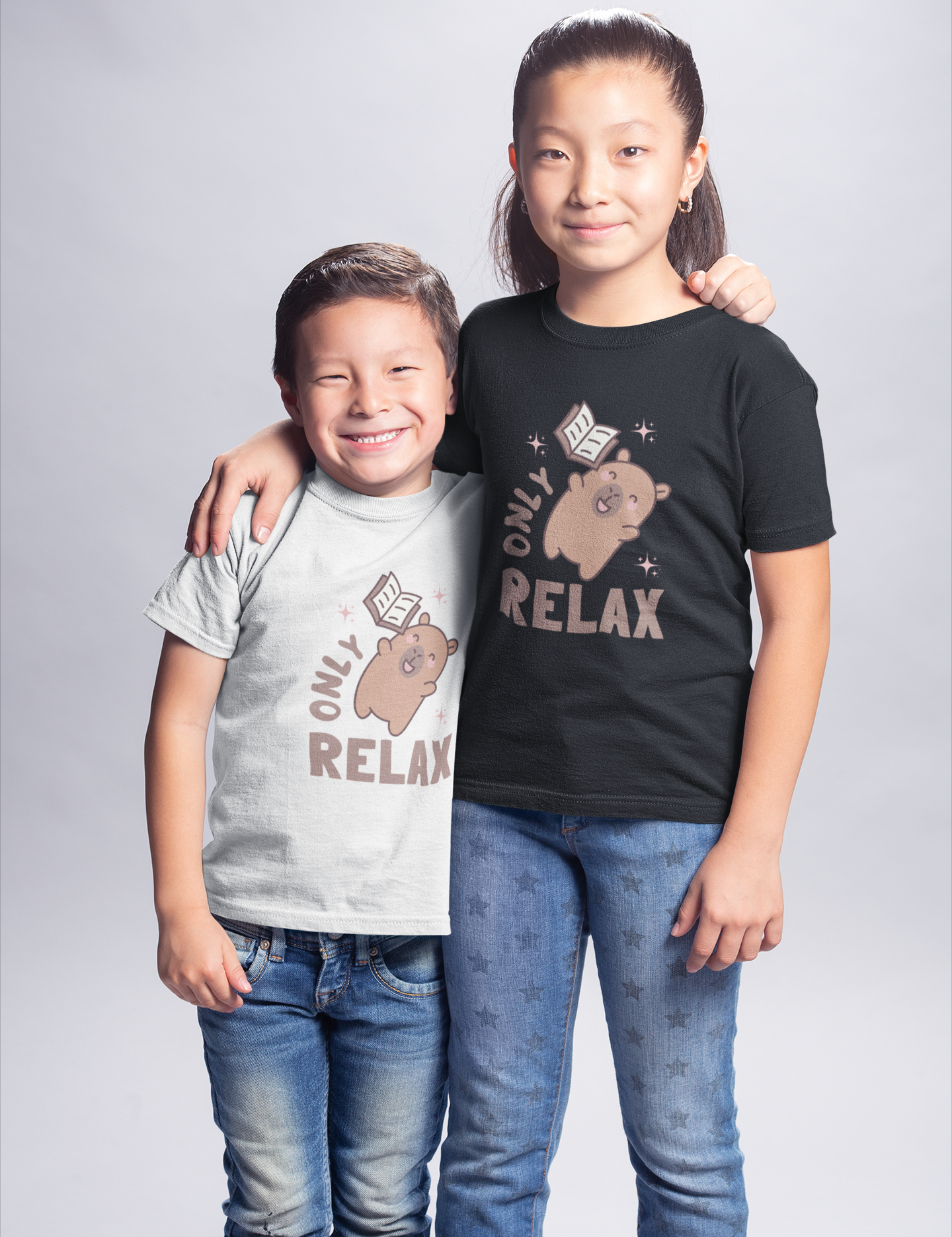 asian-kids-wearing-tshirts-mockup-hugging-at-a-photo-studio-a20936.png