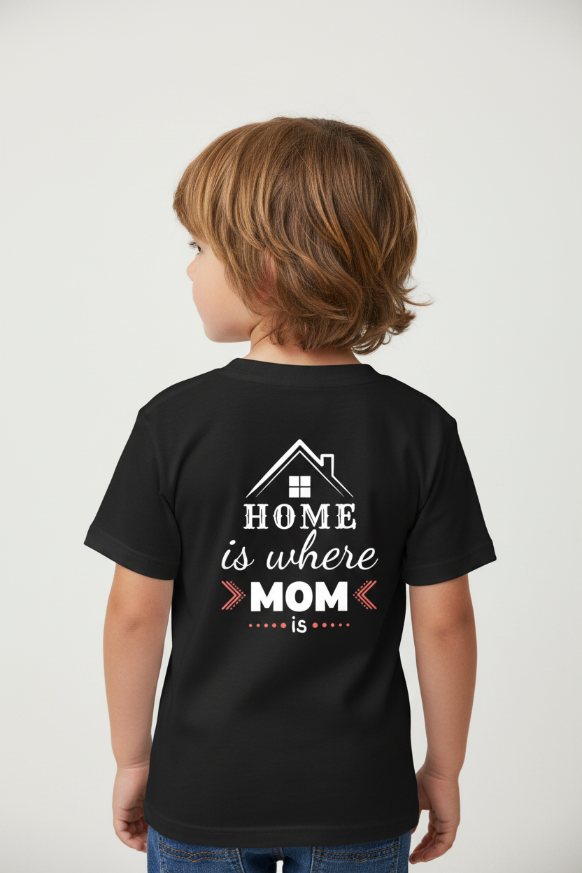 Kids model back with arrow design on black tee